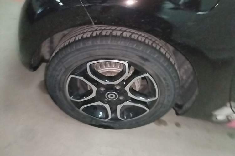 Used smart forfour 2017 0.9T 66kW Beloved Special Edition Right Rear Wheel Hub