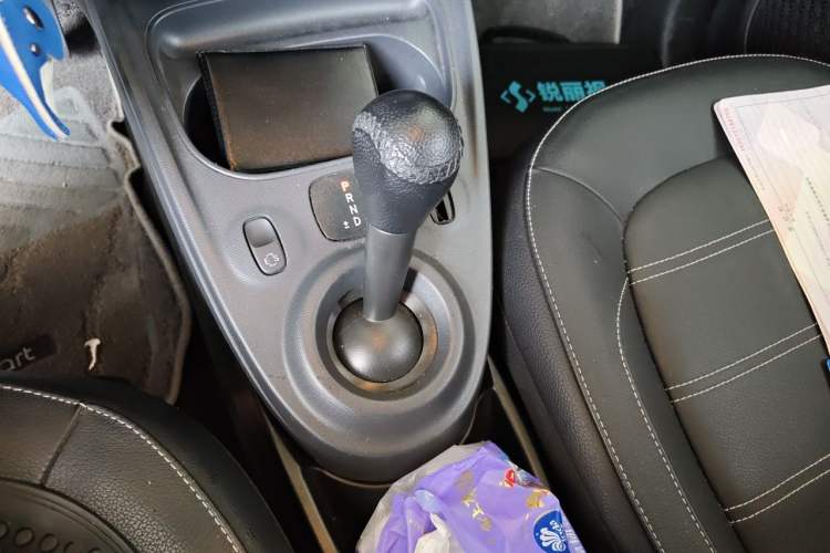 Used smart forfour 2017 0.9T 66kW Beloved Special Edition Gear Lever