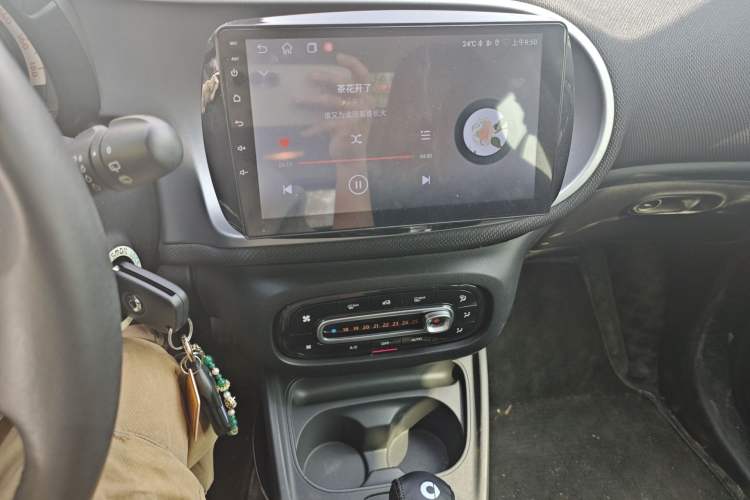 Used smart forfour 2018 1.0L 52kW Passion Edition Audio And AC Panel