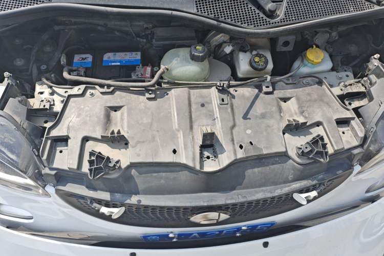 Used smart forfour 2018 1.0L 52kW Passion Edition Engine Bay