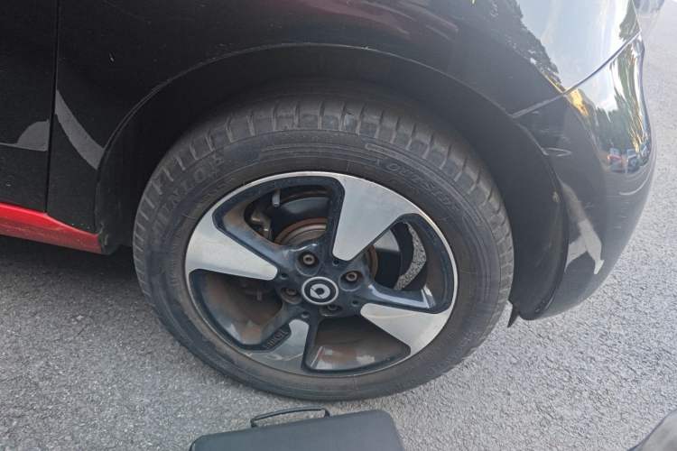 Used smart forfour 2018 1.0L 52kW Passion Edition Exterior 7