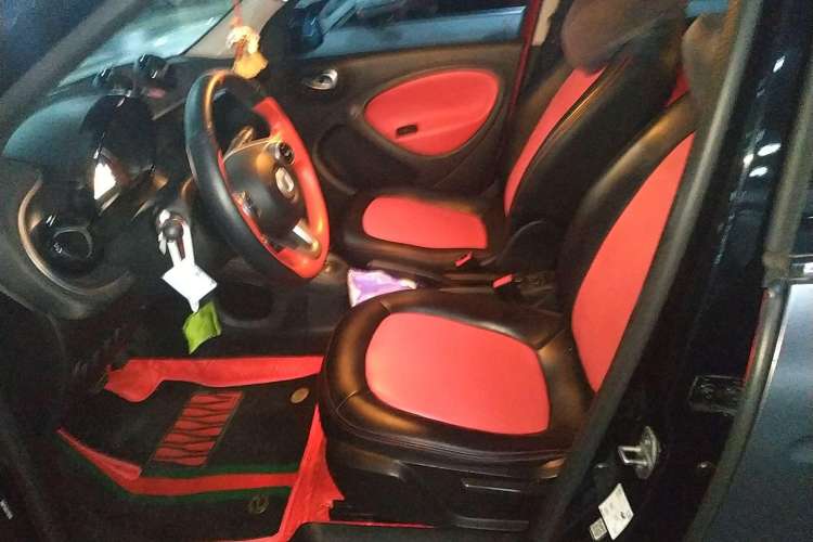 Used smart forfour 2018 1.0L 52kW Passion Edition Left Front Seat
