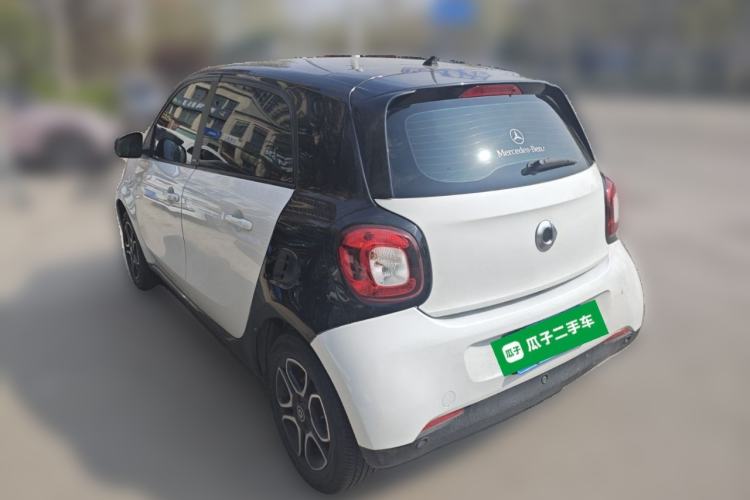 Used smart forfour 2018 1.0L 52kW Passion Edition Rear Left 45 Deg