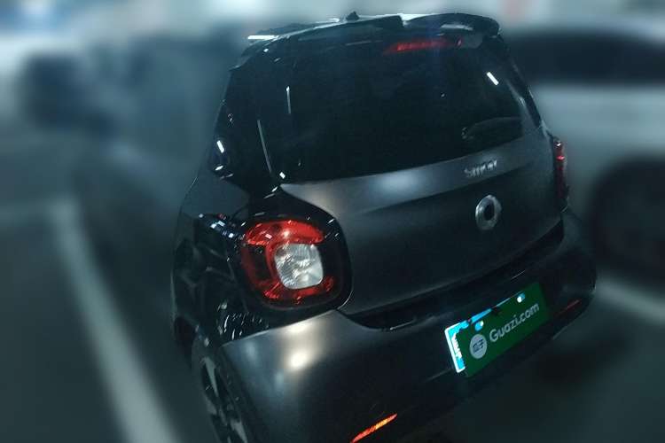 Used smart forfour 2018 1.0L 52kW Passion Edition Rear Left 45 Deg