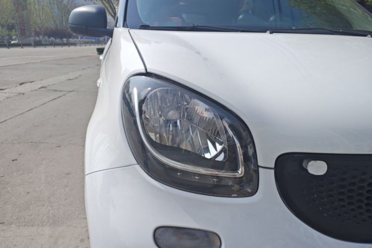 Used smart forfour 2018 1.0L 52kW Passion Edition Right Front Headlight