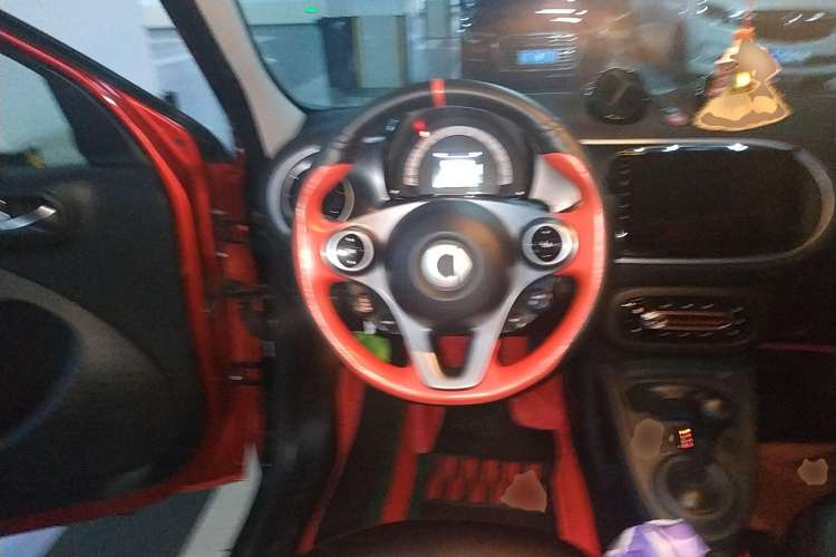 Used smart forfour 2018 1.0L 52kW Passion Edition Steering Wheel