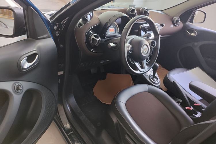Used smart forfour 2018 0.9T 66 kW Fashion Edition Driver Seat