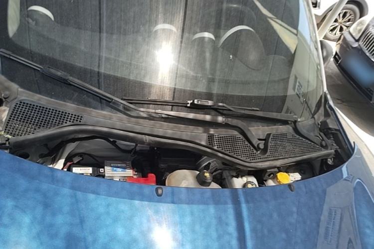 Used smart forfour 2018 1.0L 52 kW Dynamic Edition Engine Bay