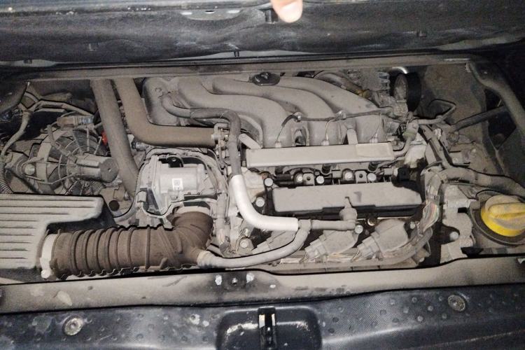 Used smart forfour 2018 1.0L 52 kW Dynamic Edition Engine Bay