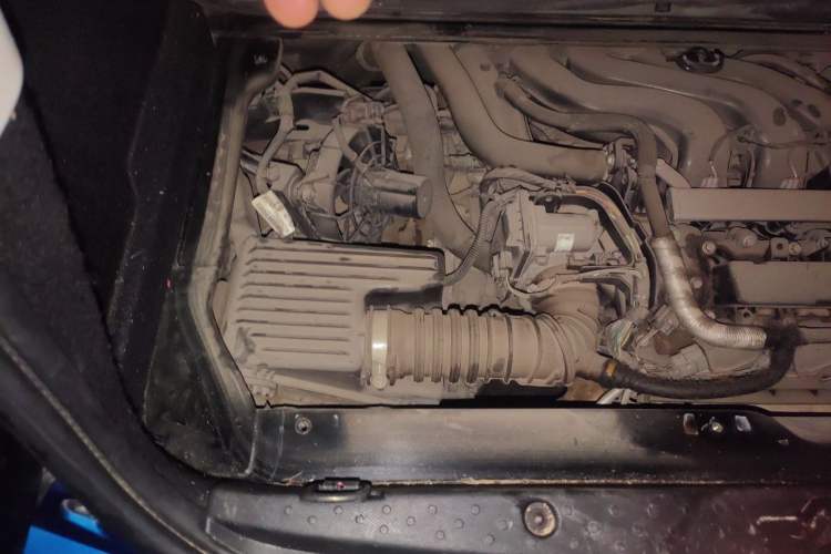 Used smart forfour 2018 1.0L 52kW Passion Edition Engine Bay Right