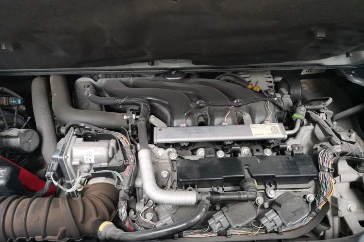 Used smart forfour 2018 1.0L 52 kW Dynamic Edition Engine Bay