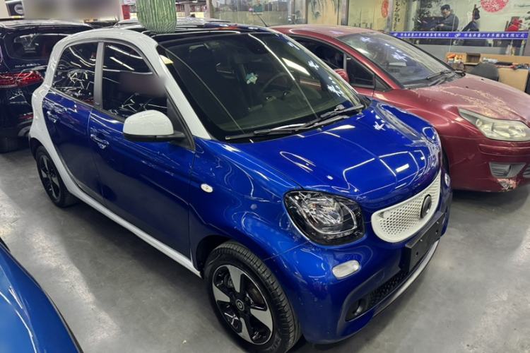 Used smart forfour 2018 1.0L 52kW Passion Edition Exterior 1