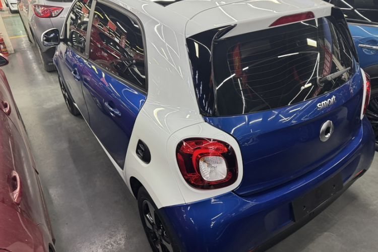 Used smart forfour 2018 1.0L 52kW Passion Edition Exterior 2