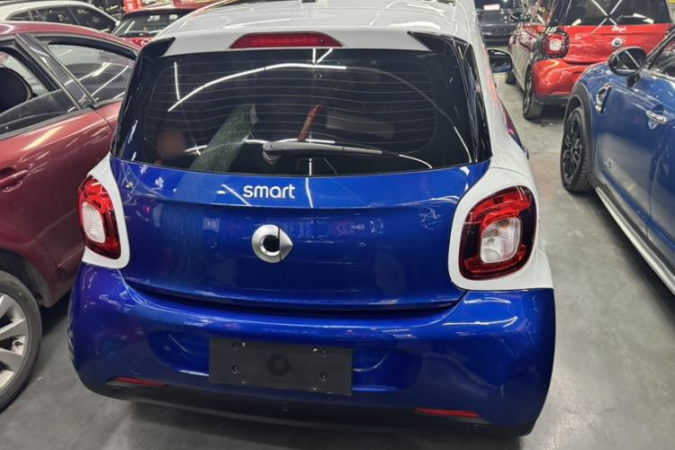 Used smart forfour 2018 1.0L 52kW Passion Edition Exterior 3