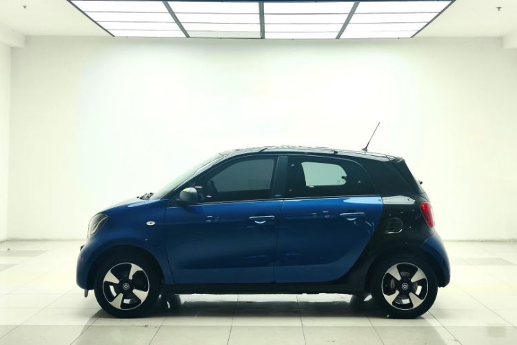 Used smart forfour 2018 1.0L 52kW Passion Edition Exterior 3