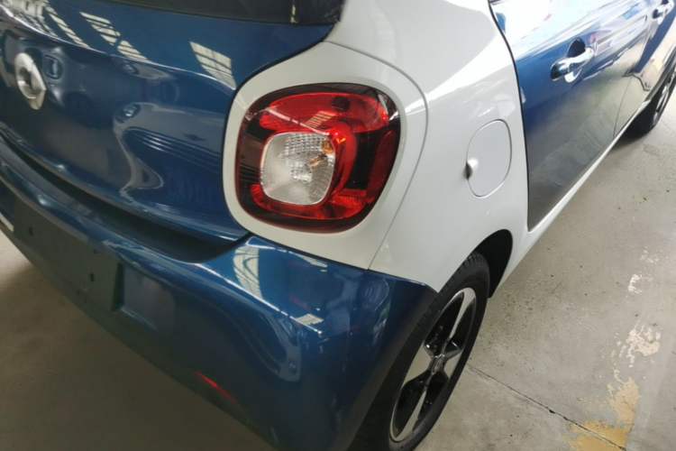 Used smart forfour 2018 1.0L 52kW Passion Edition Exterior 3