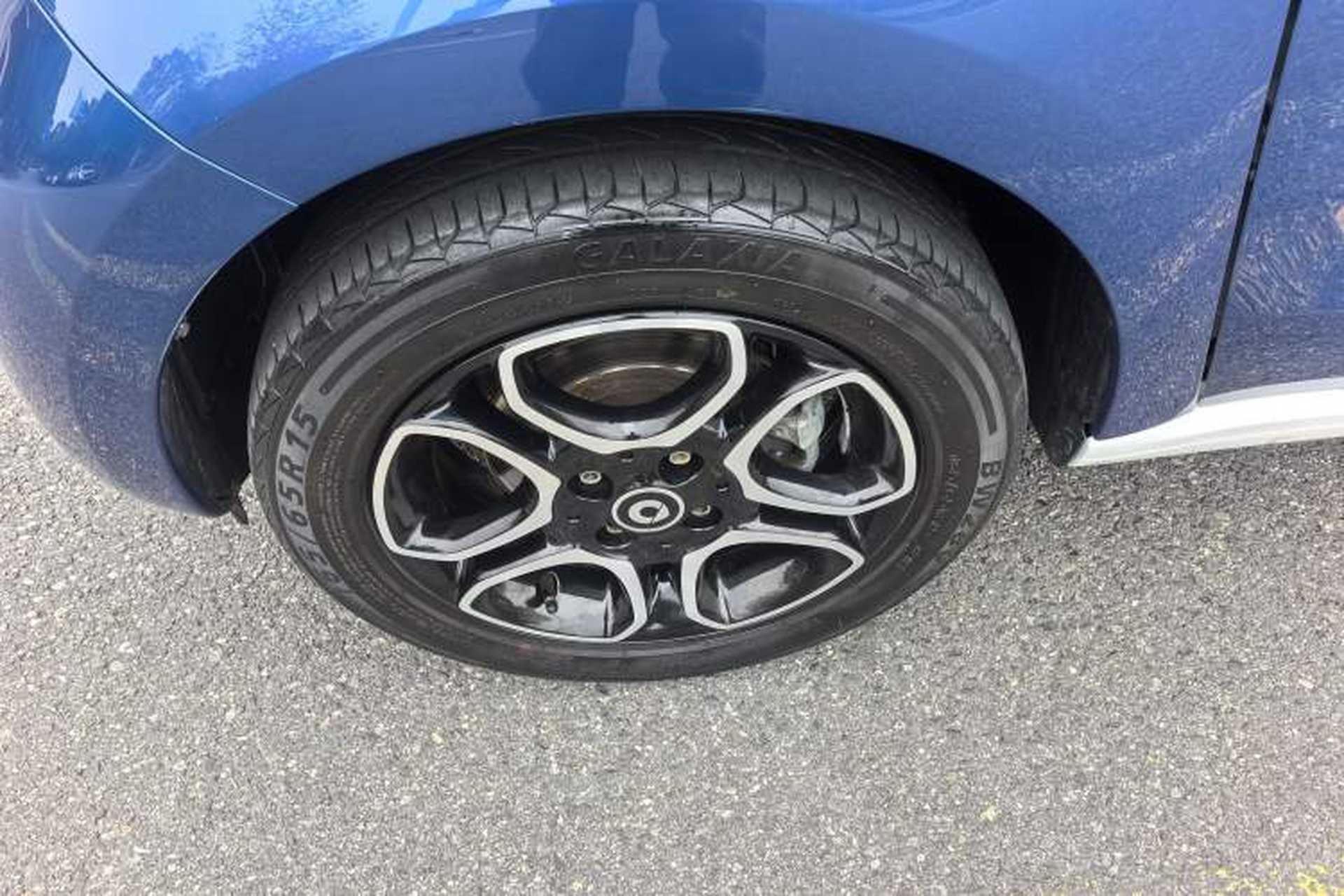Used smart forfour 2018 0.9T 66 kW Pioneer Edition Exterior 7
