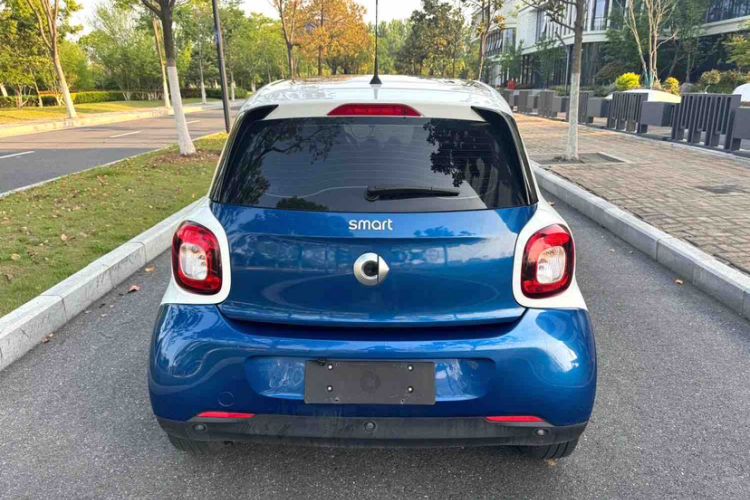 Used smart forfour 2018 1.0L 52kW Passion Edition Exterior 7