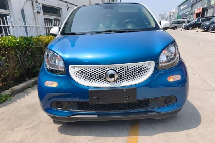 Used smart forfour 2018 1.0L 52kW Passion Edition Front