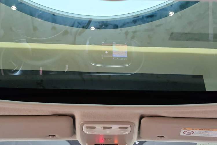 Used smart forfour 2018 0.9T 66 kW Pioneer Edition Headliner