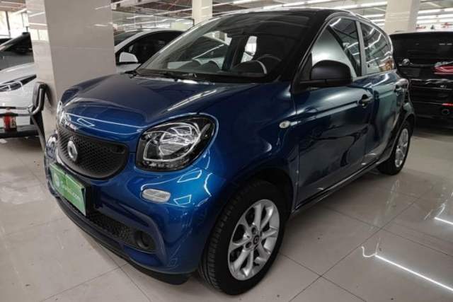 Used smart forfour 2018 1.0L 52 kW Dynamic Edition