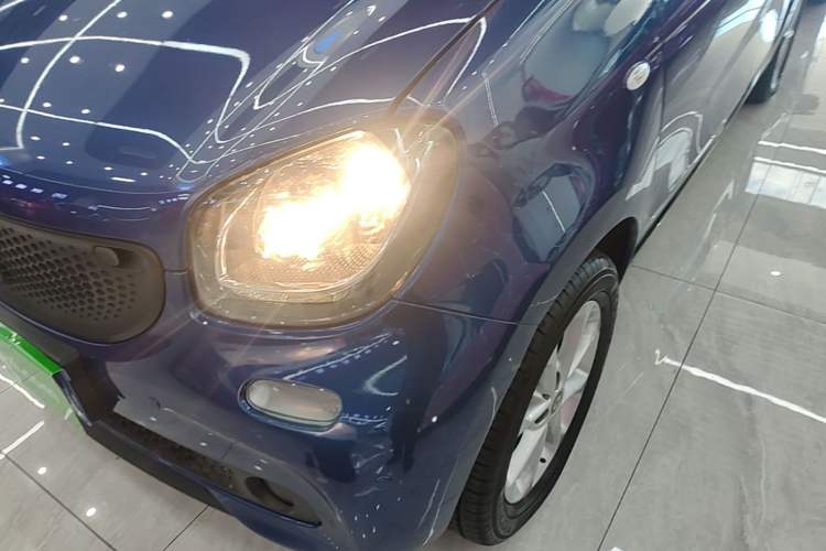 Used smart forfour 2018 1.0L 52 kW Dynamic Edition Left Front Headlight