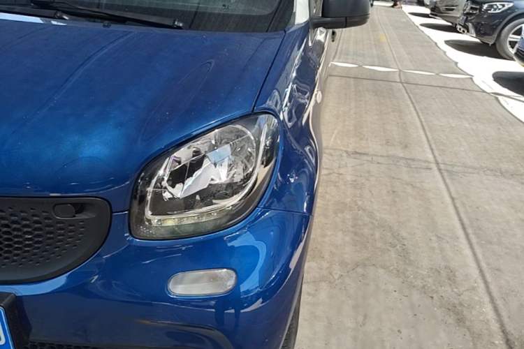Used smart forfour 2018 1.0L 52 kW Dynamic Edition Left Front Headlight