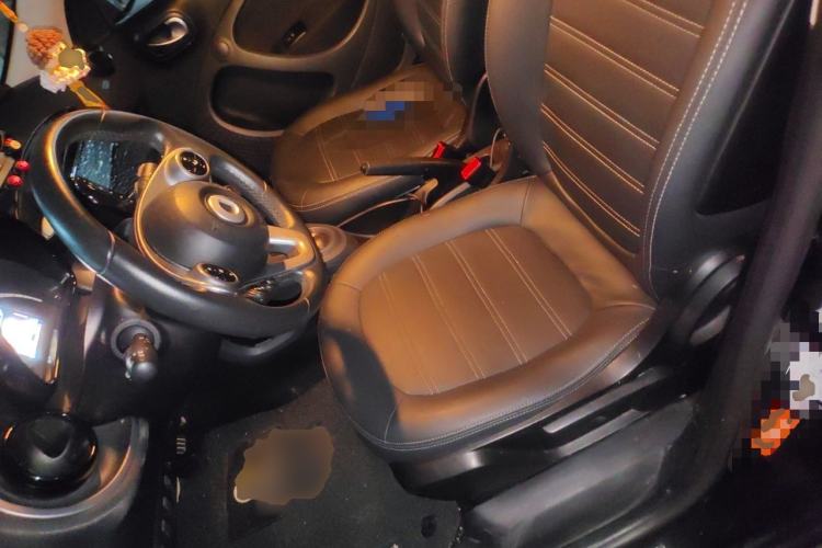 Used smart forfour 2018 1.0L 52kW Passion Edition Left Front Seat