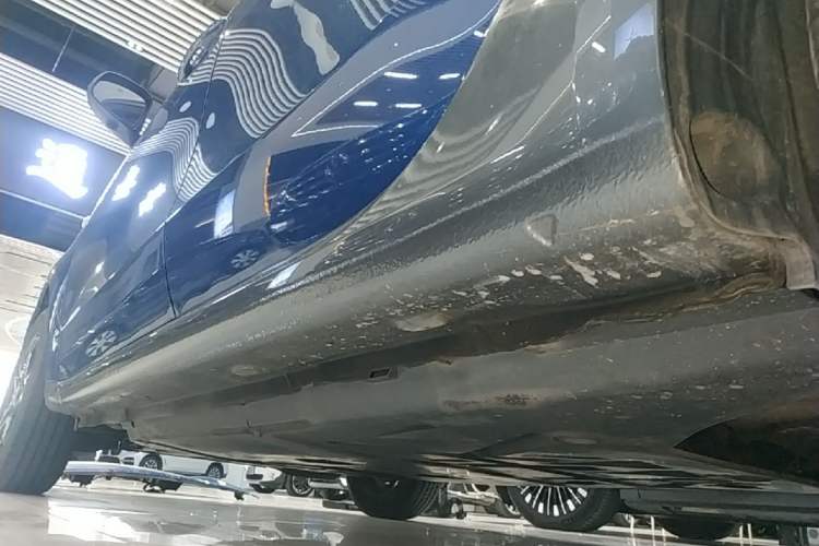 Used smart forfour 2018 1.0L 52kW Passion Edition Left Side Sill