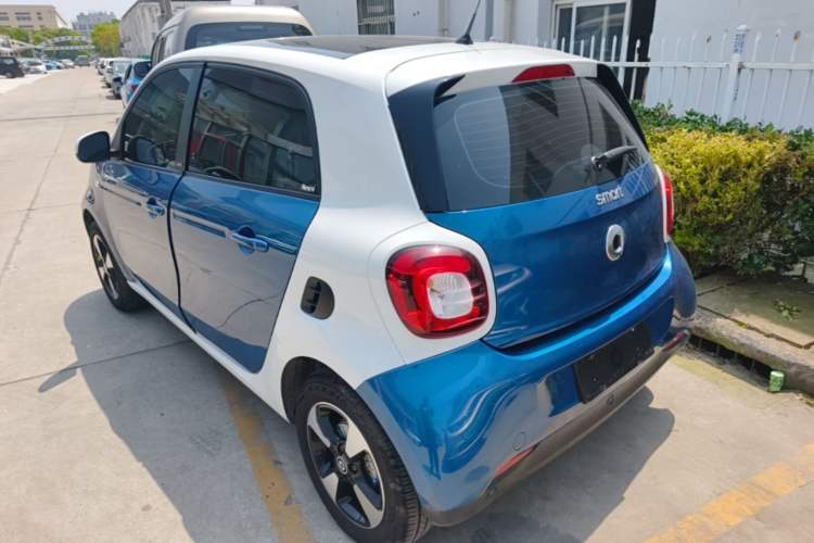 Used smart forfour 2018 1.0L 52kW Passion Edition Rear Left 45 Deg