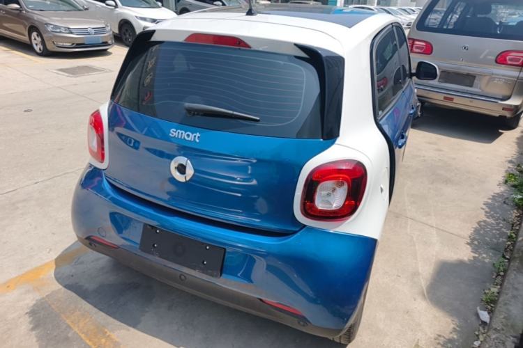 Used smart forfour 2018 1.0L 52kW Passion Edition Rear Right 45 Deg