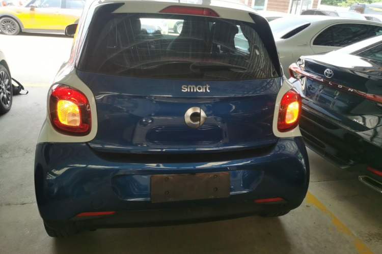 Used smart forfour 2018 1.0L 52kW Passion Edition Rear