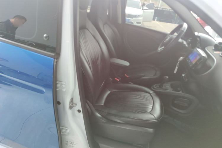 Used smart forfour 2018 1.0L 52kW Passion Edition Right Front Seat