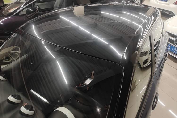 Used smart forfour 2018 1.0L 52 kW Dynamic Edition Roof