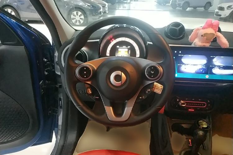 Used smart forfour 2018 1.0L 52kW Passion Edition Steering Wheel