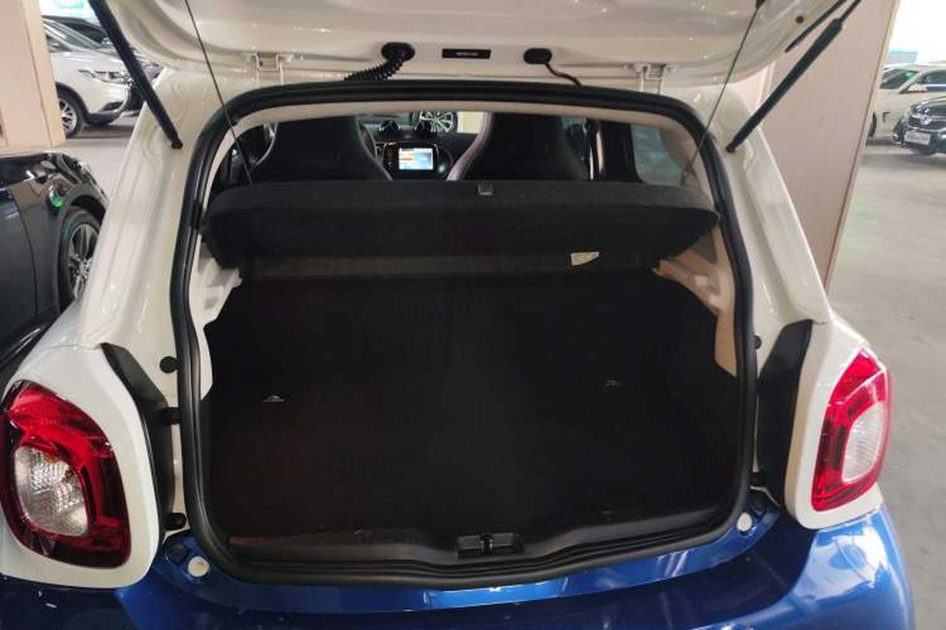 Used smart forfour 2018 0.9T 66 kW Pioneer Edition Trunk