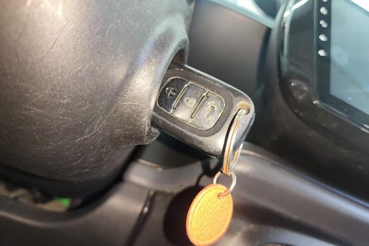 Used smart forfour 2018 1.0L 52 kW Dynamic Edition Vehicle Key