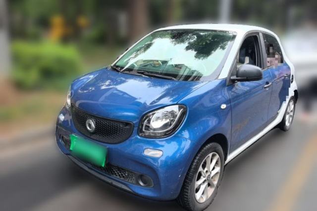 Used smart forfour 2018 1.0L 52 kW Dynamic Edition