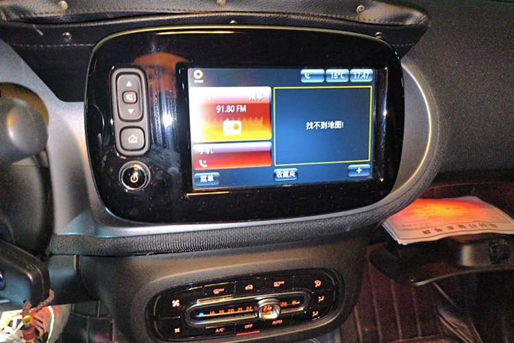 Used smart forfour 2018 0.9T 66 kW Pioneer Edition Audio And AC Panel