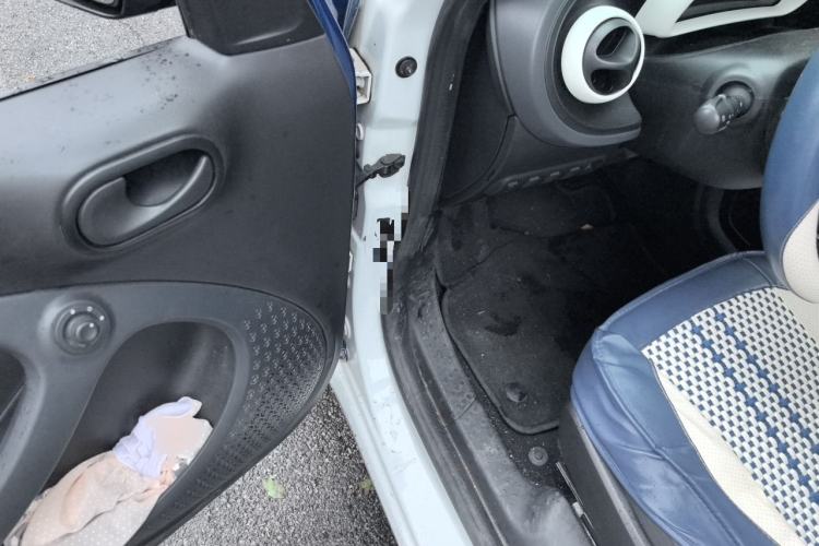 Used smart forfour 2018 1.0L 52 kW Dynamic Edition Driver Seat