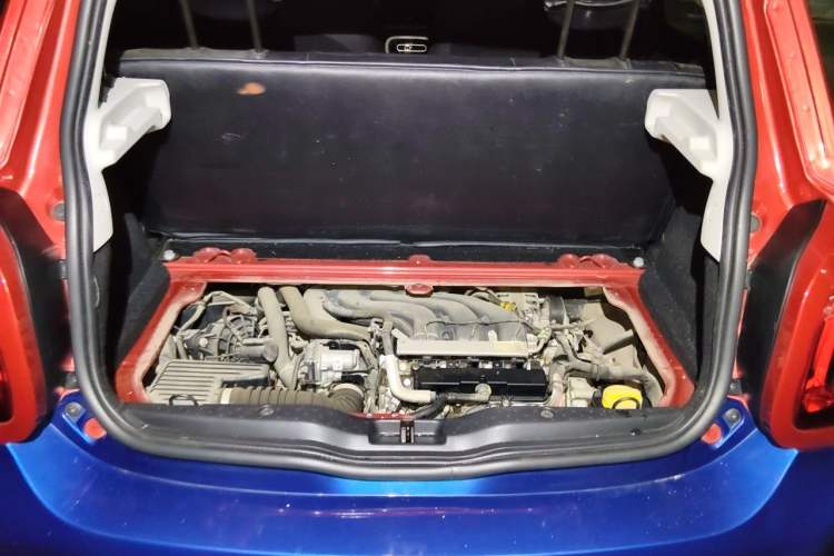 Used smart forfour 2018 1.0L 52 kW Dynamic Edition Engine Bay