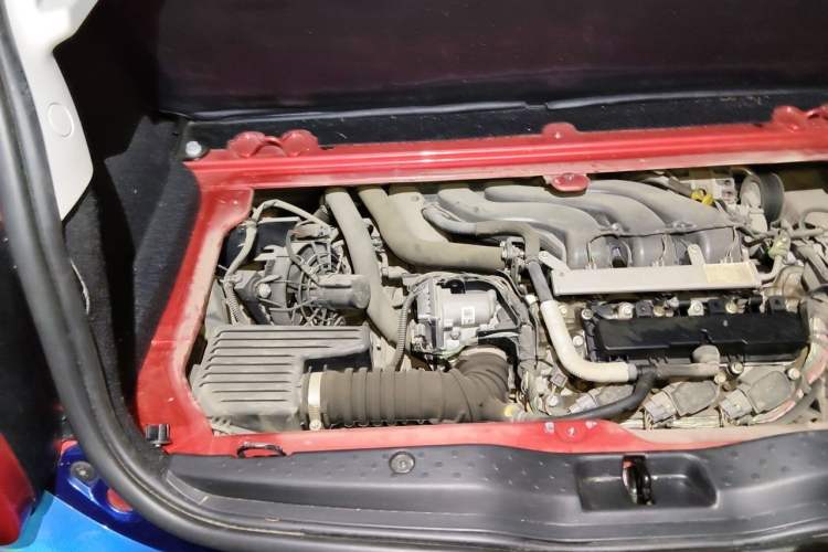 Used smart forfour 2018 1.0L 52 kW Dynamic Edition Engine Bay Right