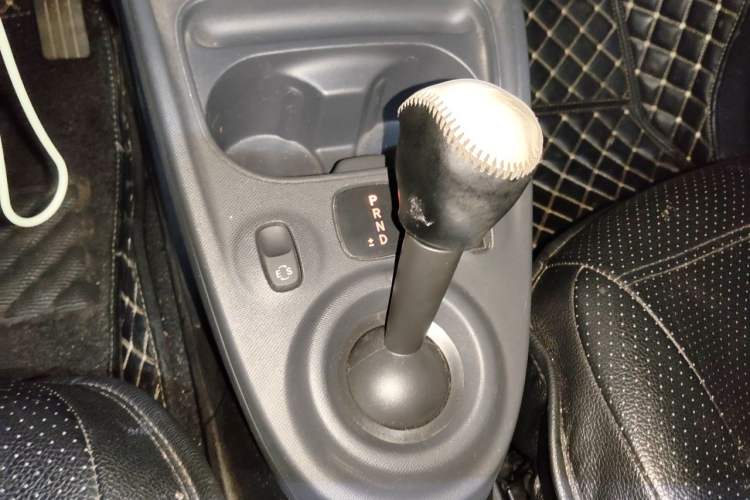 Used smart forfour 2018 1.0L 52 kW Dynamic Edition Gear Lever