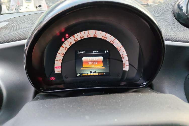 Used smart forfour 2018 0.9T 66 kW Pioneer Edition Instrument Cluster