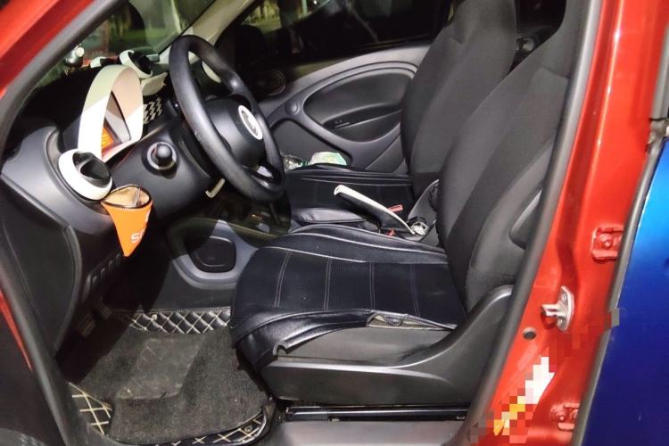Used smart forfour 2018 1.0L 52 kW Dynamic Edition Left Front Seat