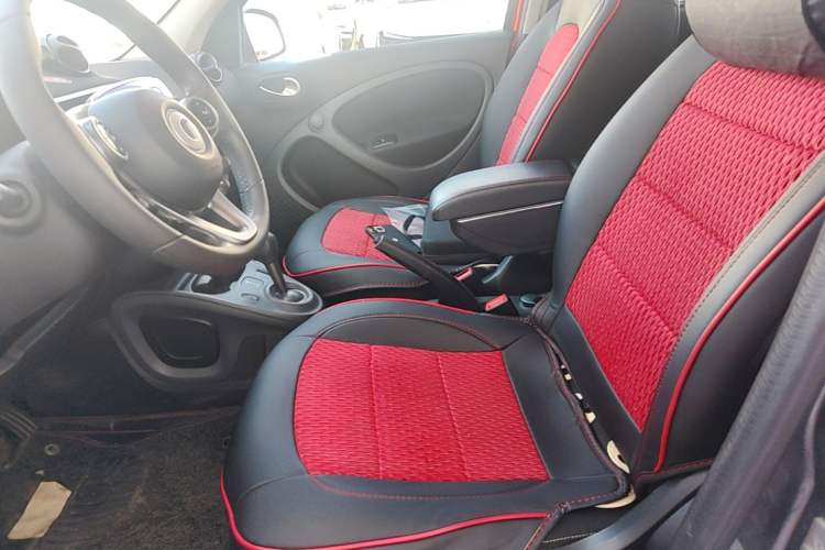Used smart forfour 2018 1.0L 52kW Passion Edition Left Front Seat