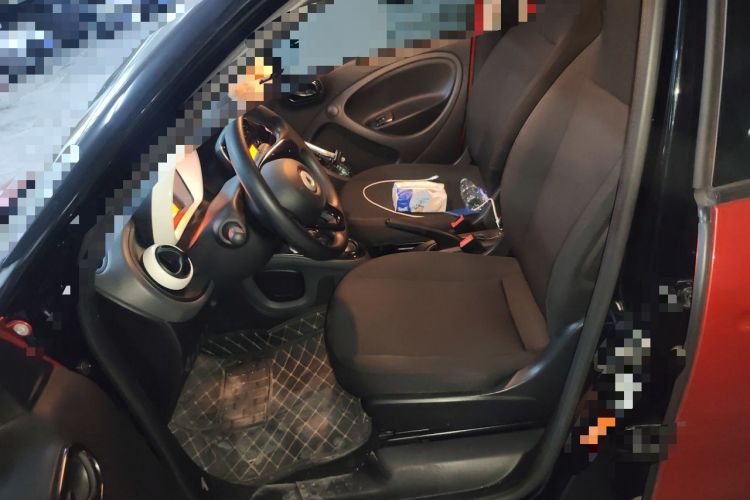 Used smart forfour 2018 1.0L 52 kW Dynamic Edition Left Front Seat
