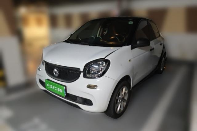 Used smart forfour 2018 1.0L 52 kW Dynamic Edition