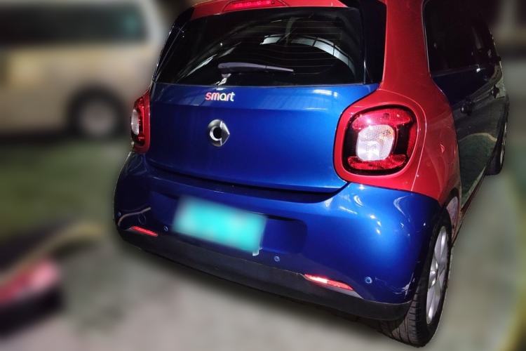 Used smart forfour 2018 1.0L 52 kW Dynamic Edition Rear