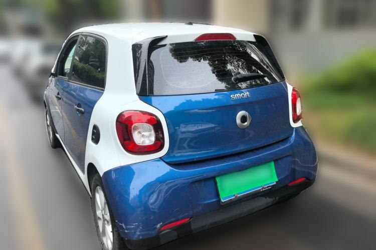 Used smart forfour 2018 1.0L 52 kW Dynamic Edition Rear Left 45 Deg